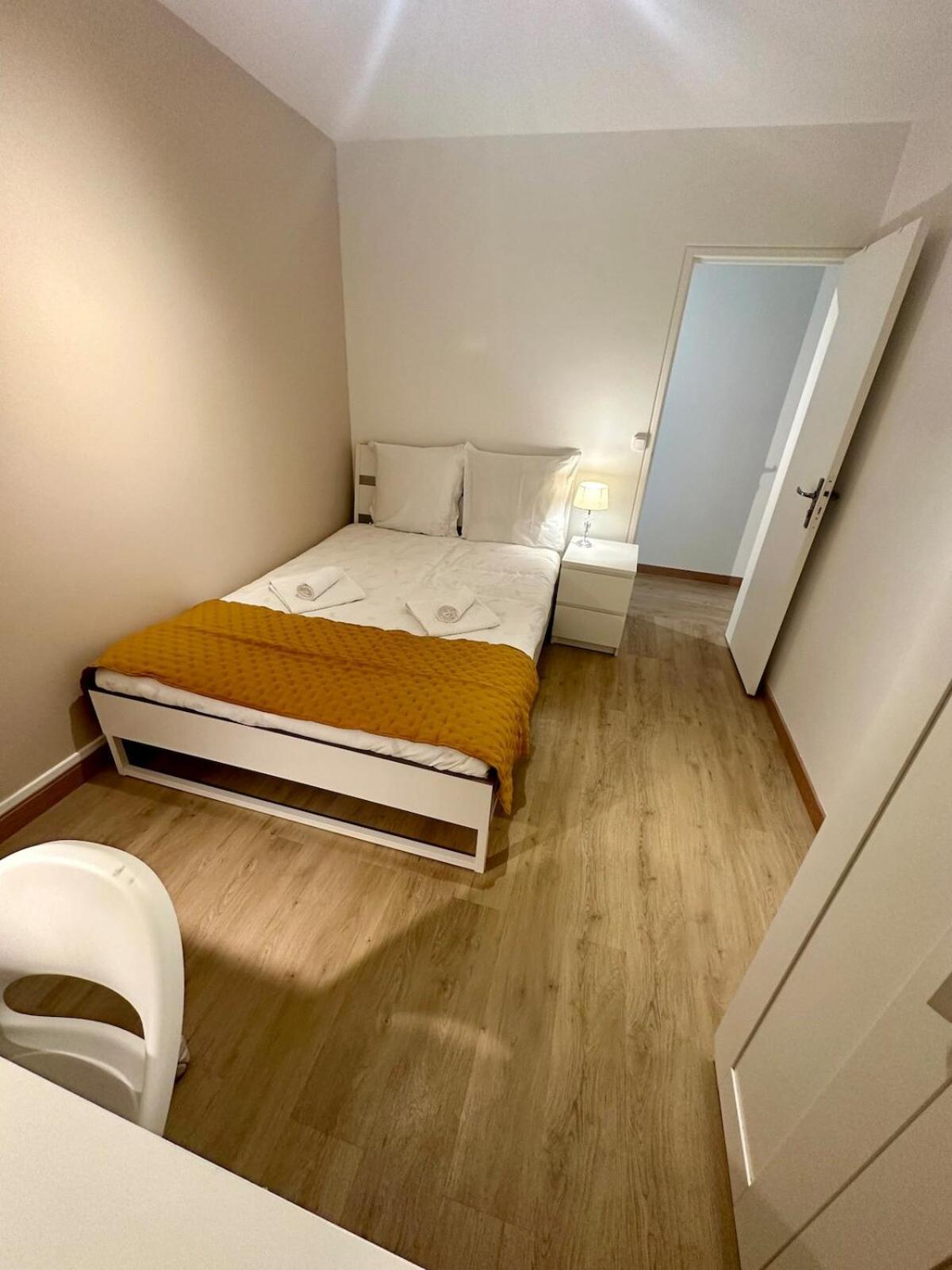Au Coeur Du Quartier Taittinger Appartement Reims Buitenkant foto